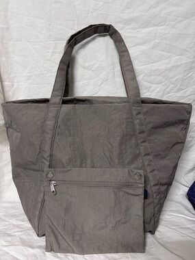 BAGGU CLOUD STANDARD Lightweight Gray Tote Bag with Front Zip Pocket